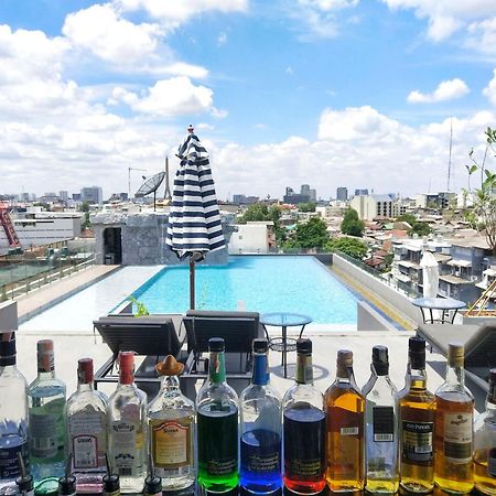 Hotel Ayathorn Bangkok Exterior foto